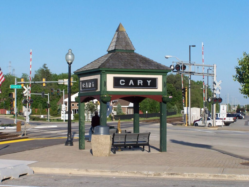 A gazebo in the heart of Cary IL near the metra station